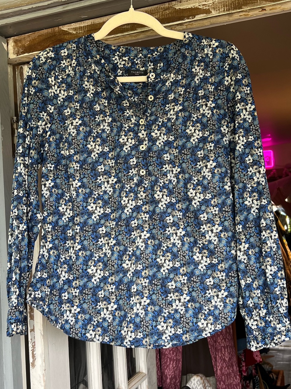 Talbots Blue Floral 100% cotton Blouse Size P